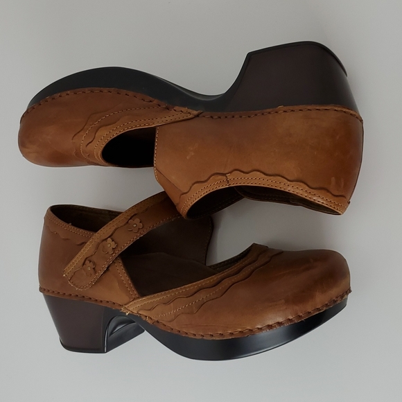 Dansko Mary Jane Harlow Clogs - Picture 5 of 15